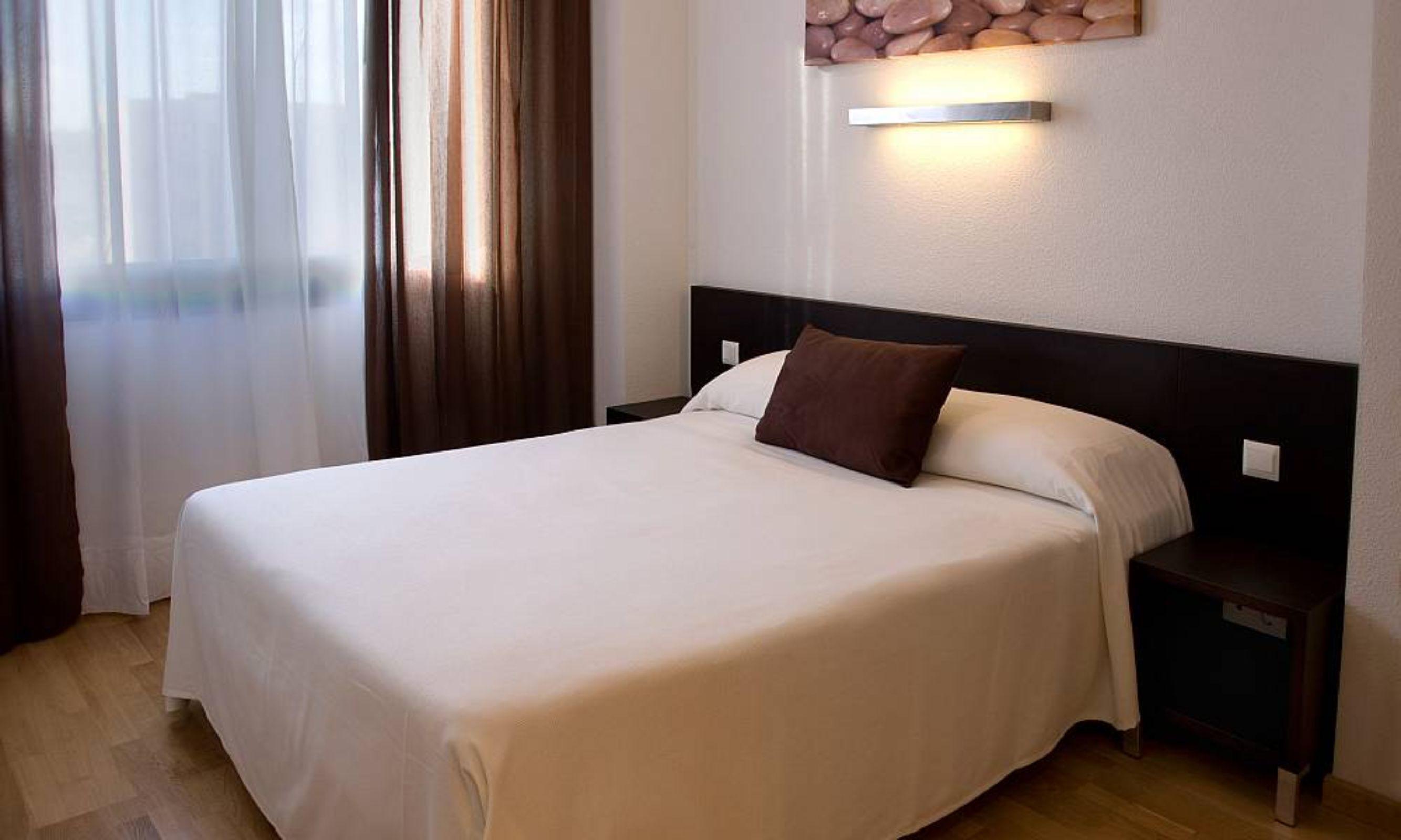 Compostela Suites Madrid Eksteriør billede